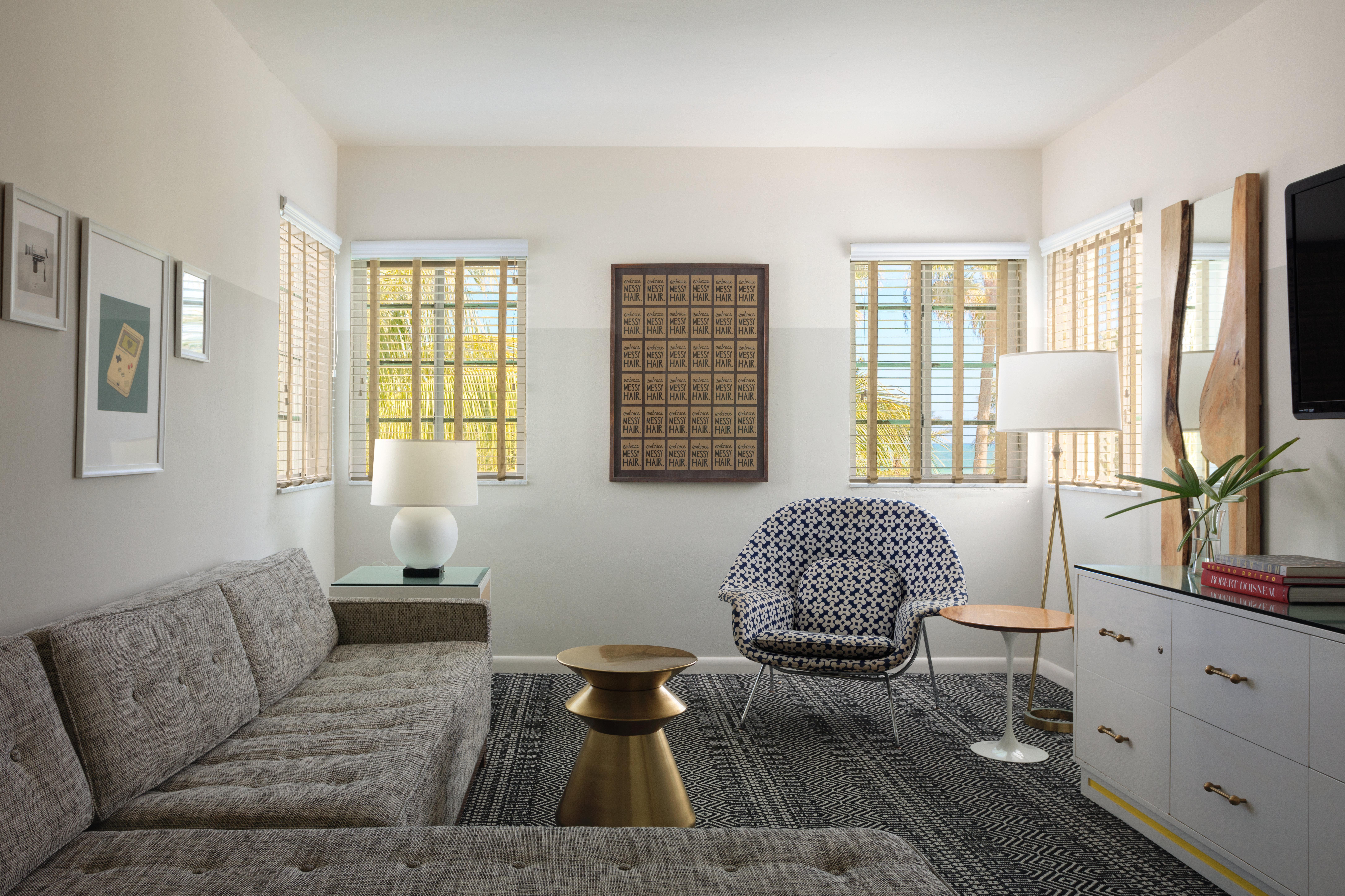 Resort Kimpton Surfcomber 4*