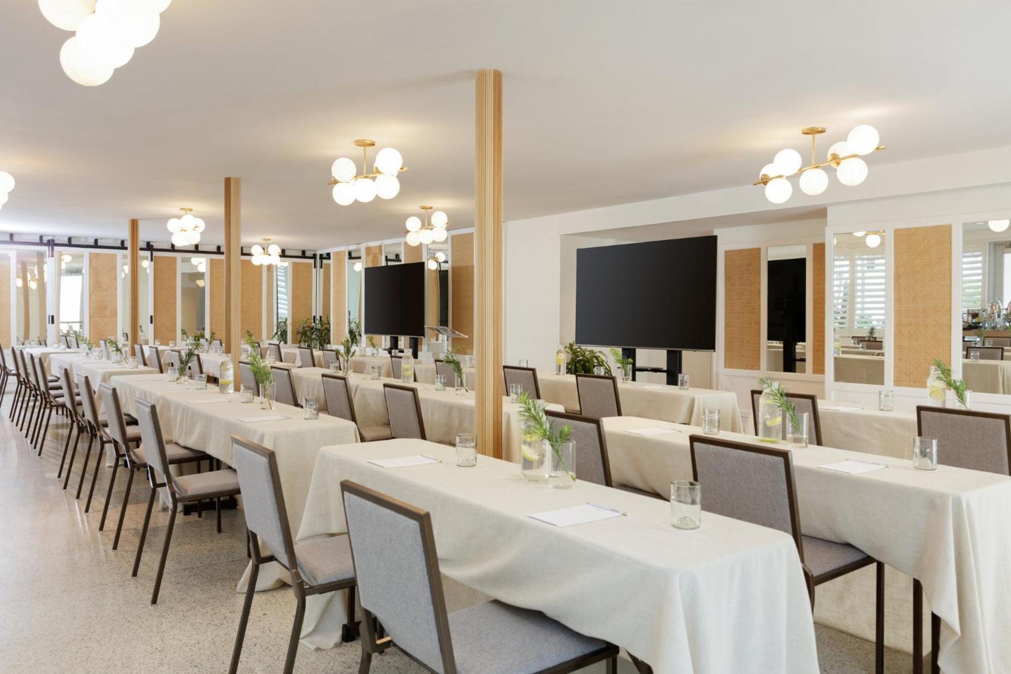 Kimpton Surfcomber 4* Miami Beach
